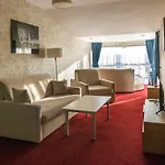ホテル プラザ 3*