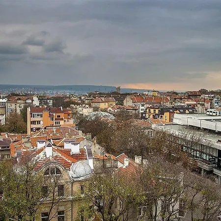 Plaza 3* Varna
