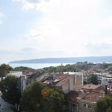 Hotel Plaza 3*