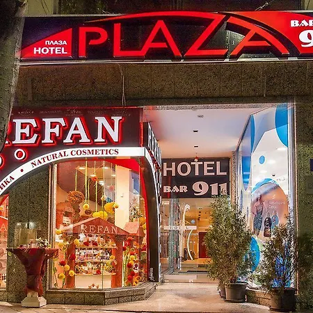 Hotel Plaza Warna