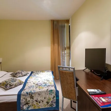 Plaza 3* Varna