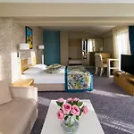 Plaza 3* Varna