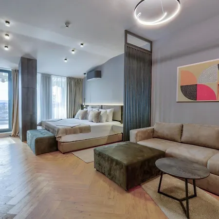 Hotel Plaza 3*