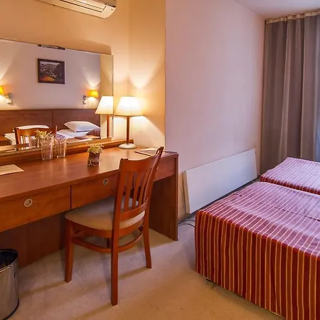 Hotel Plaza
