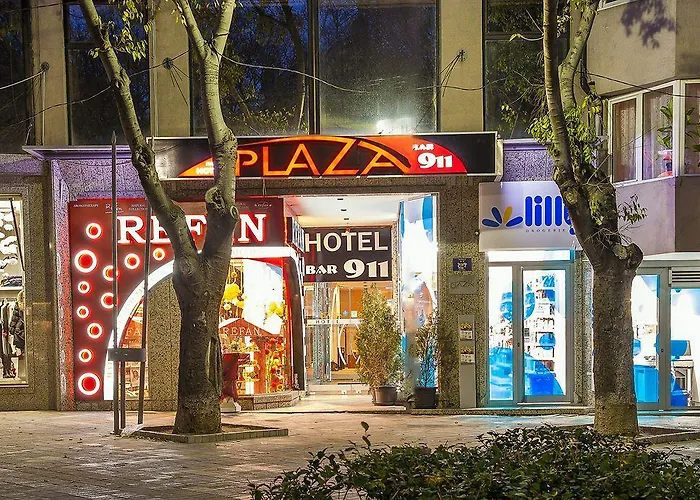 Plaza וארנה